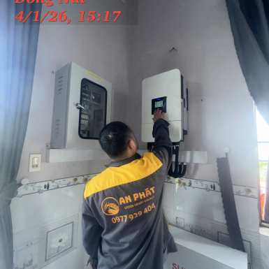 Hệ thống điện mặt trời 10kwp, biến tần 8kw, lưu trữ 20kwh bao gồm: 16 tấm pin jinko 625 N-Type, biến tần hybrid deye 8kw, pin lưu trữ sunbox 20kwh