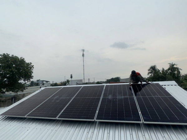thi công năng lượng mặt trời giá rẻ tại hồ chí minh