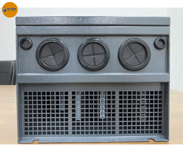 Biến tần bơm năng lượng mặt trời 3 pha 30kW Phaeton