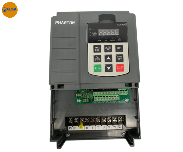 Biến tần bơm năng lượng mặt trời 3 pha 5.5kW Phaeton